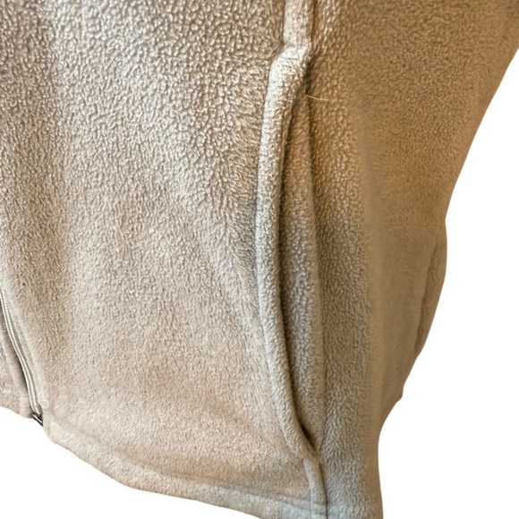 Lands' End | Light Gray Polartec Fleece Vest | Sz M - Picture 3 of 8